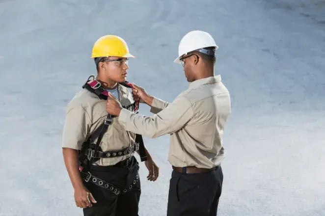 What-Is-Covered-In-Our-Fall-Arrest-And-Safety-Harness-Systems-Course-min