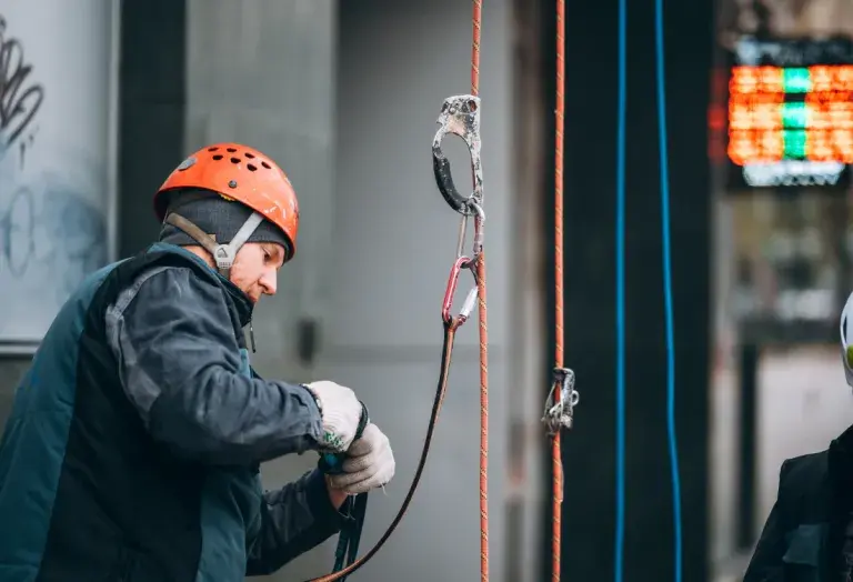 Edge Protection Overlooked During Work at Height